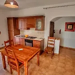 Casa Serenas, A 5 Minuti Dal Mare Con Parcheggio, Clima E Tutto Il Necessario Per La Tua In Relax Daire