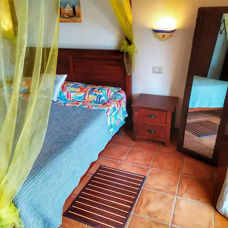 Casa Serenas, A 5 Minuti Dal Mare Con Parcheggio, Clima E Tutto Il Necessario Per La Tua In Relax كاستياداس