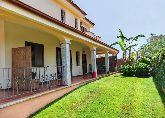 Casa Serenas, A 5 Minuti Dal Mare Con Parcheggio, Clima E Tutto Il Necessario Per La Tua In Relax Appartamento Castiadas