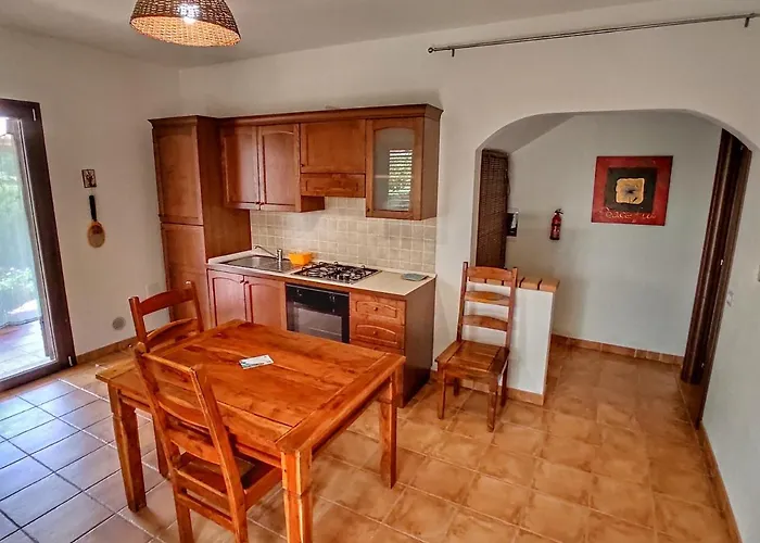 Casa Serenas, A 5 Minuti Dal Mare Con Parcheggio, Clima E Tutto Il Necessario Per La Tua In Relax Apartman